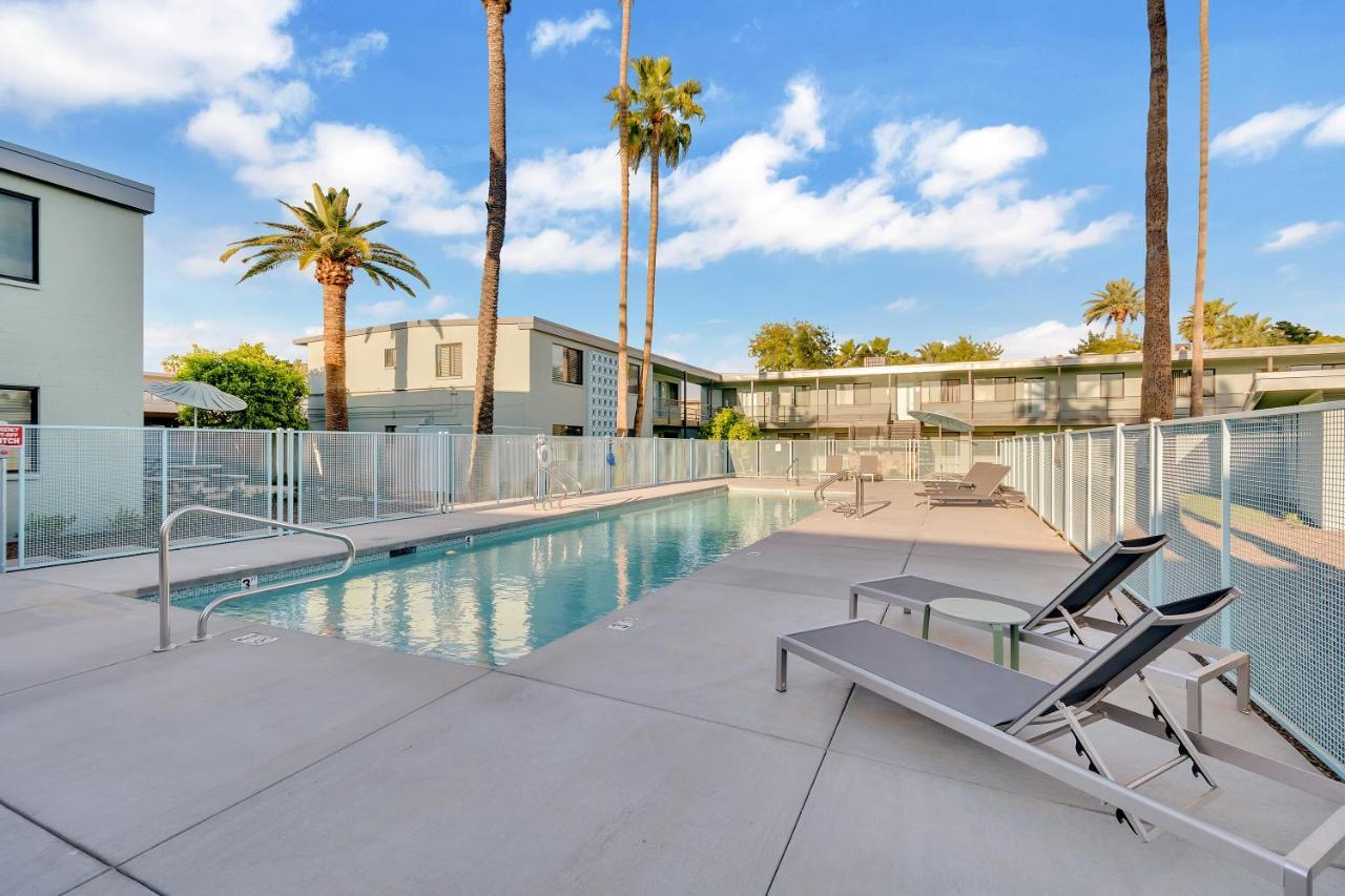 Modern Contemporary Ot Scottsdale With Heated Pool Apartment Exterior photo